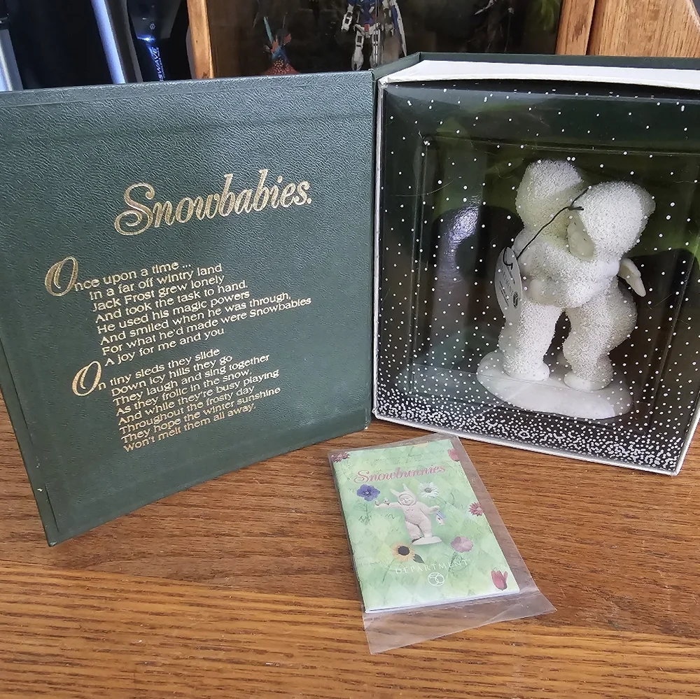 Dept 56 Winter Tales Of The Snowbabies #56.68136 “I NEED A HUG" In Box Figurine - Picture 2 of 10